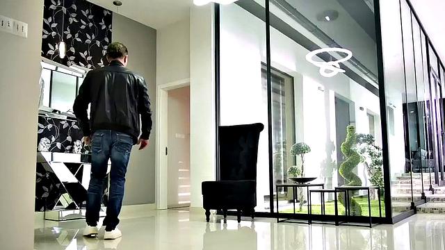 Euro babe penetrated anally by BF