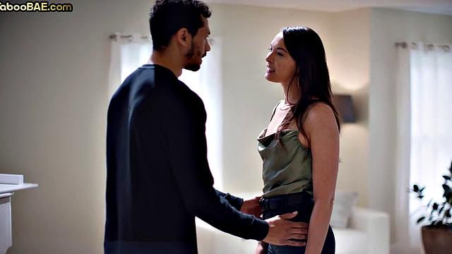 Bigbooty hottie fucked by BF