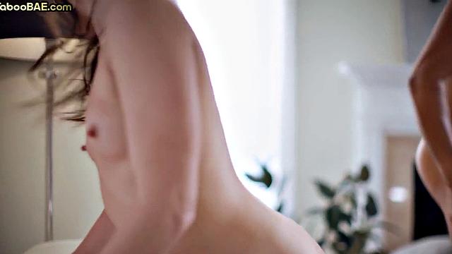 Bigbooty hottie fucked by BF