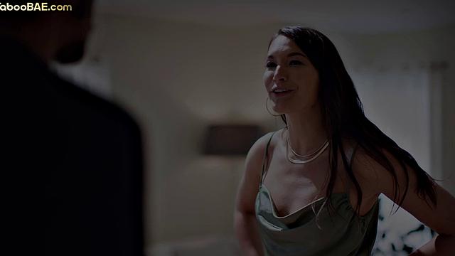 Bigbooty hottie fucked by BF