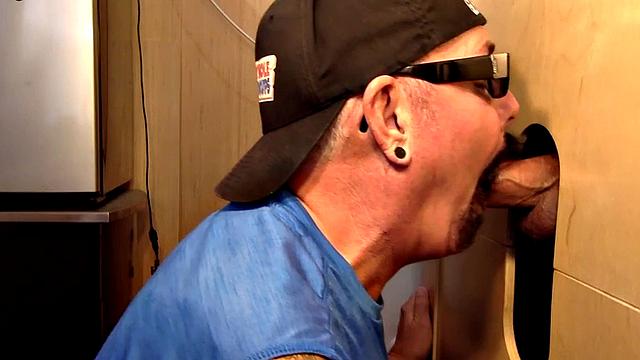 Gloryhole DILF sucks dick for fresh cum in mouth