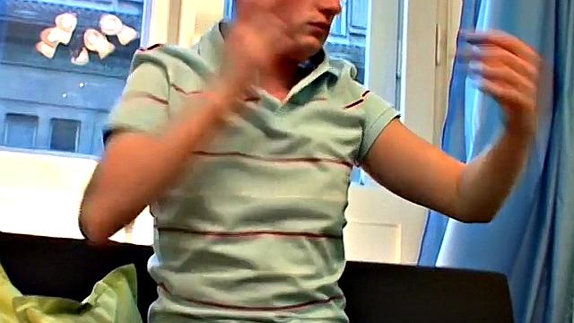 Филлип с детским лицом