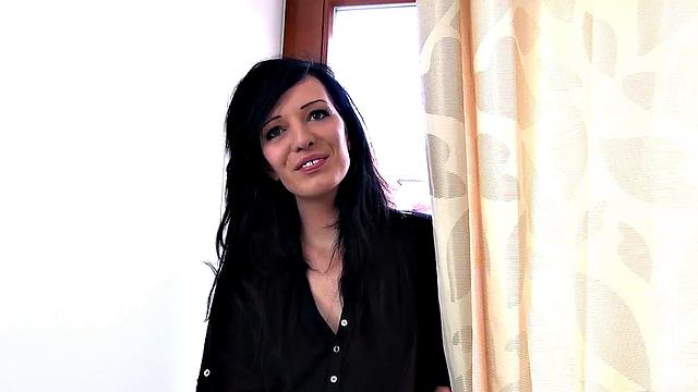 Katty Sweet Takes Control And Gets It