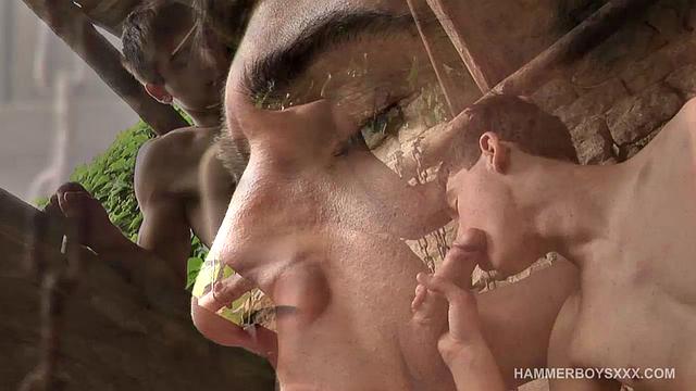 Симон Дейл жадно сосёт у Грега Надди и получает мощный трах без резинки