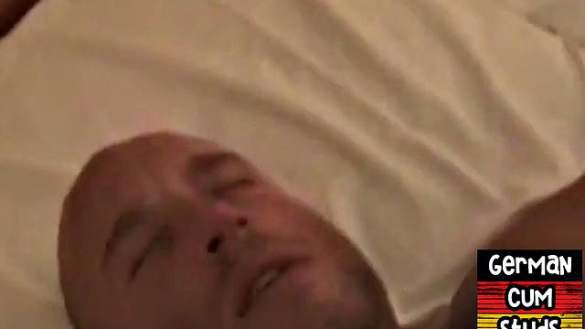 German amateur anal lover in homemade closeup 3way