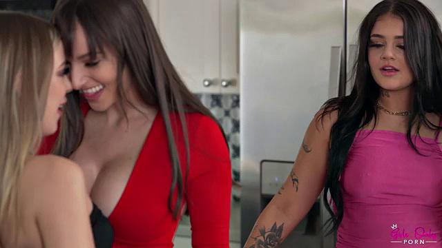 Just The Girls - S5:E4