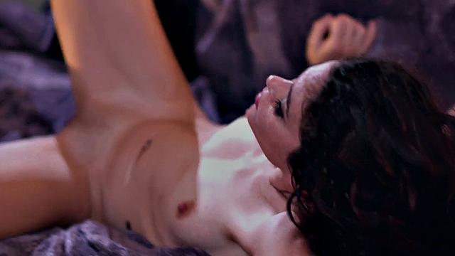 21yo DP slut fucked in threesome by two fuckers