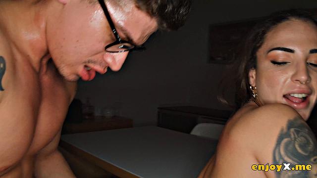 Horny Spanish pornstar Medusa seduces Jason Carrera in a fantastic 4k kitchen - love XXX!