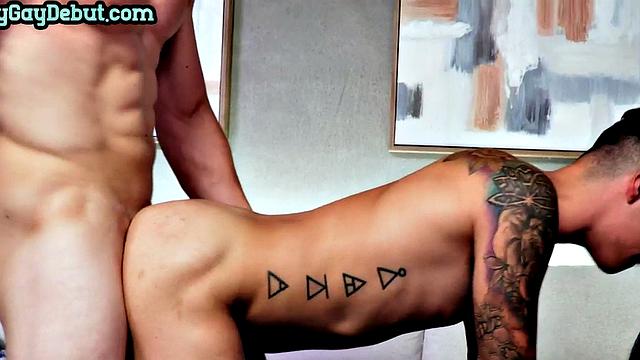 Real tattooed debut stud barebacked by partner till cum