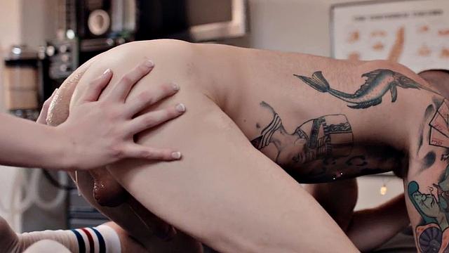 Nympho Shelly goes wild in the ass with a guy in the back of the van