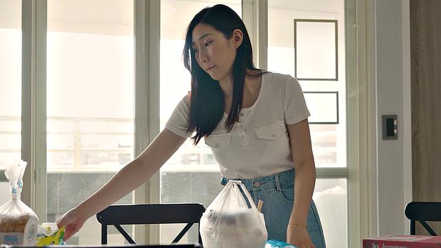 Busty Wife Li Cheats On Her Cheating Husband