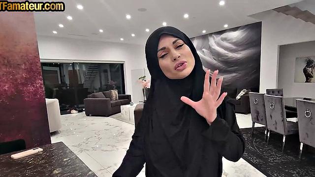 Arab amateur MILF with big fake boobs rides in POV