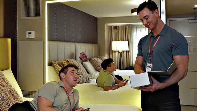 FalconStudios - Cade Maddox Shoves His Cock Into Cute Jock