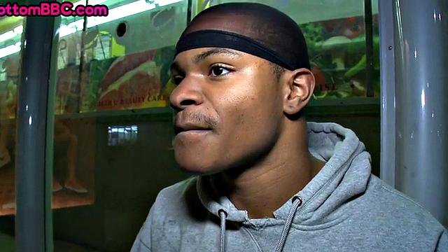 Ebony picked up and banged in public laundry service