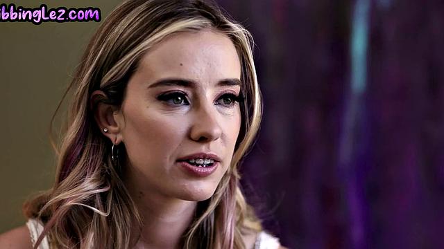 лесбиянка трахает зрелую после кунилингуса втроем