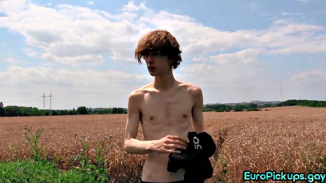 Skinny dude analdestroyed outdoors