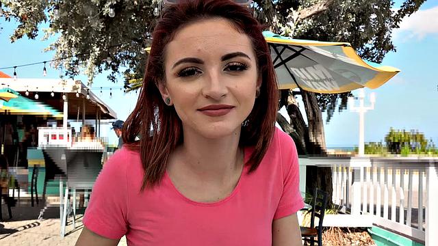 Waitress POV - Lola Fae - Overworked Squirter