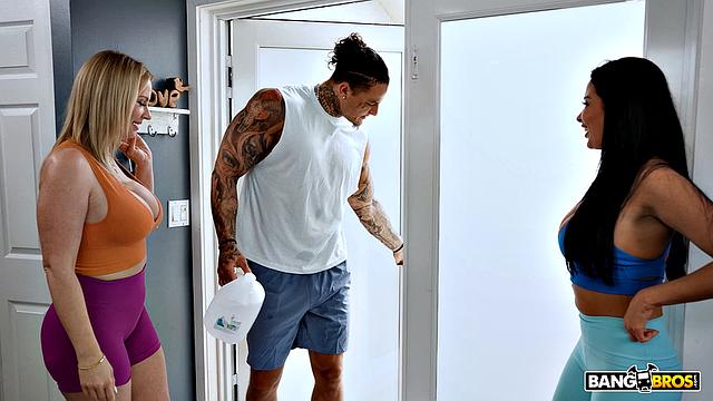 Две спортсменки в лосинах получают настоящую тренировку от Келлена на троих - масло, массаж и всё по-взрослому, пока одна не получает в киску до конца.