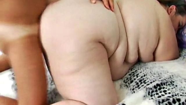 Shy BBW Loosens Up For Sex