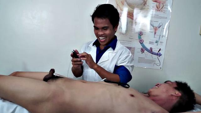 Doctor Ticks Argie