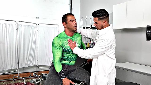 Fetish doctor barebacked by muscled jock after playing