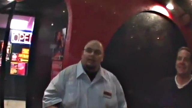 Cock sucking teen babe is pussy licked