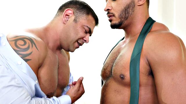 Beefy counselor riding and rimming black client