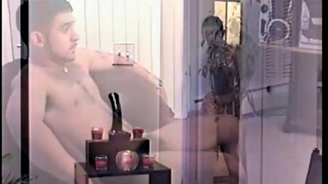 Франко дрочит с юмором и выдает отличный финиш