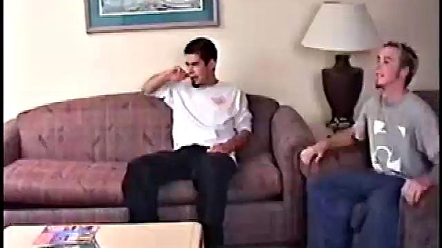 Amateurs Dean and Matt Jerk Off