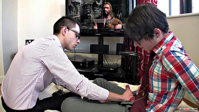 Geeks Doing More Than Gaming in Their Bedrooms - Kyle Wilkinson & Simeon Fletcher