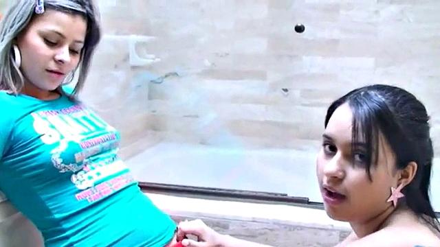 Hot teen lesbo fingers cute pussy