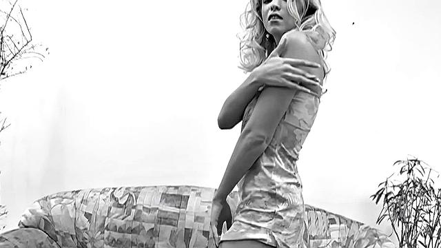 Sexy blonde getting fucked in threesome