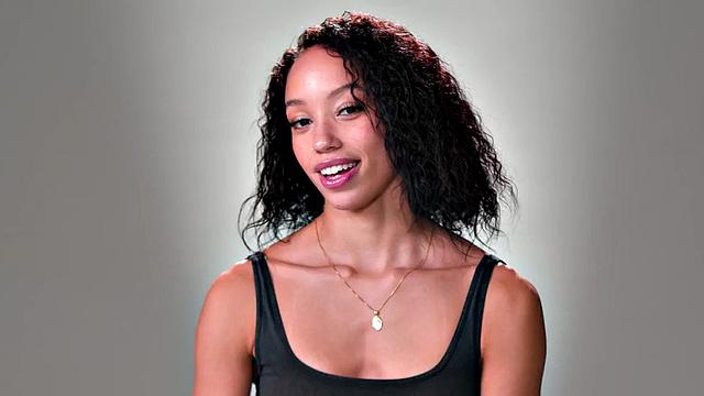 Inked ebony babe solo toying her pussy till orgasm