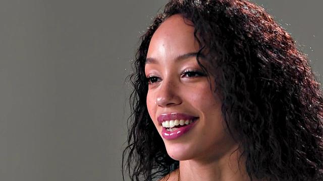 Inked ebony babe solo toying her pussy till orgasm