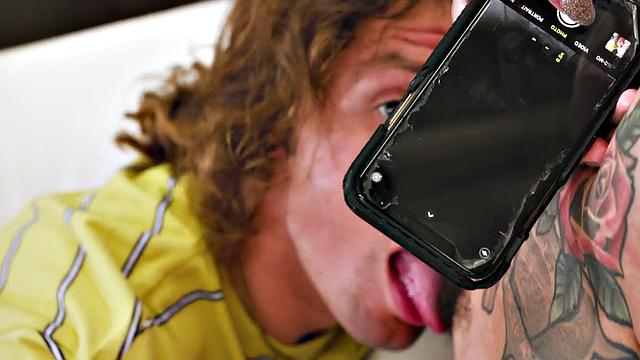 Busty stepmom dickrides and deepthroats in couple