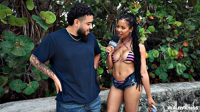 Money Talks Street Heat