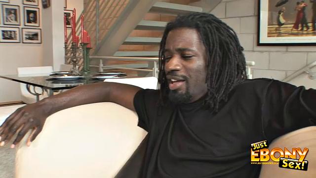 Sole Dior Showing Her Booty