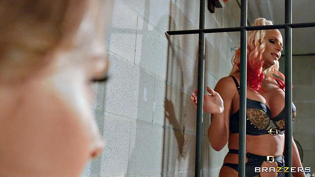 Lesbian Strap-On To Gag On