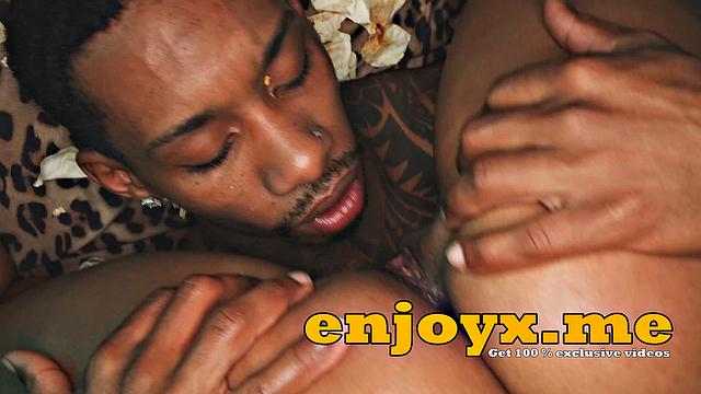 Beautiful Brazilian Selva Lapiedra introduces her tight bunghole and hairy slit to a huge fuck-stick - observe XXX porn now!