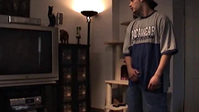 опять отсасываю у мужика-натурала, глубокий минет и мощный финиш