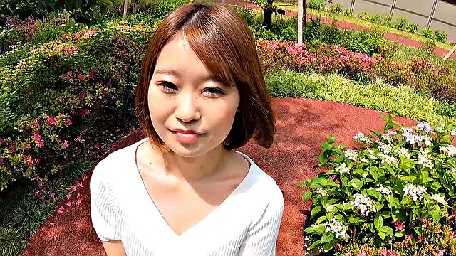 Crazy Asuka Suzumura meets to have sex