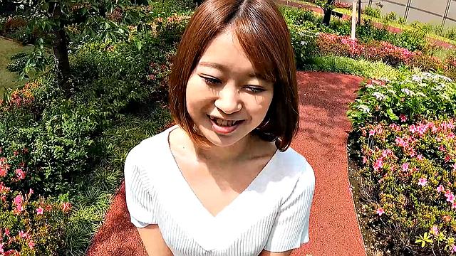 Crazy Asuka Suzumura meets to have sex