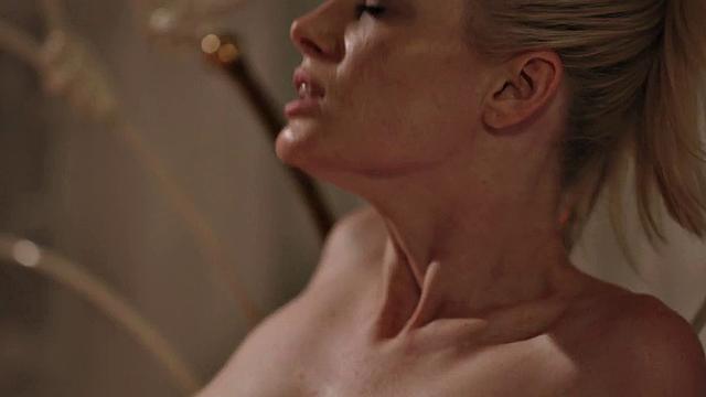 Blonde hottie in a sapphic outfit indulges in some hot pussy licking and kissing action