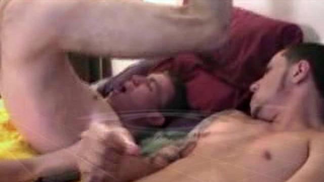 Str8 Nate and Bradley Blow Dick