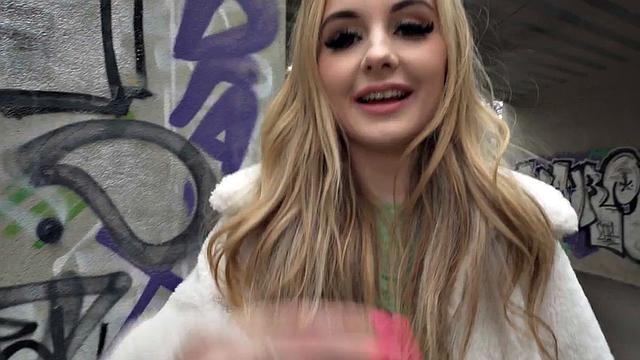 Public petite 21yo fucked outdoors in POV casting for cash