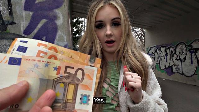 Public petite 21yo fucked outdoors in POV casting for cash