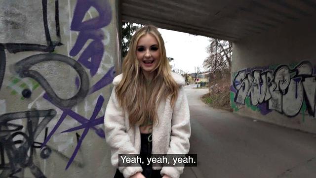 Public petite 21yo fucked outdoors in POV casting for cash