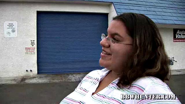 bbw jewelz впервые трахается с чёрным членом на камеру