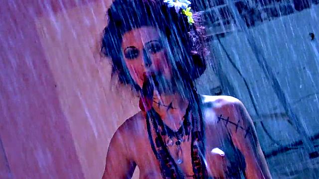 Glamcore cosplayer dildo fucking pussy under the shower