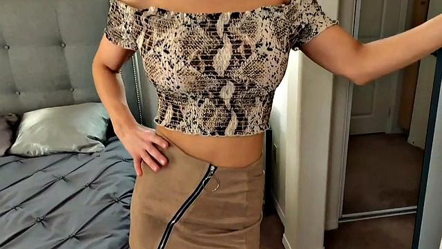 Bigtit cougar stepmom enjoys blowing and riding taboo dick